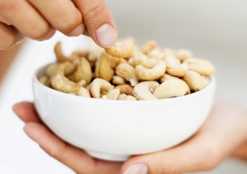 Орехи кешью - польза и вред заморских орешков