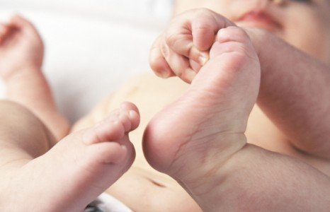 Какие ортопедические проблемы встречаются у младенцев?