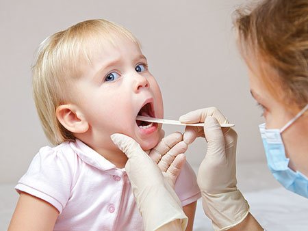 Стафилококк в горле у ребенка – причина снижения иммунитета и частых простуд
