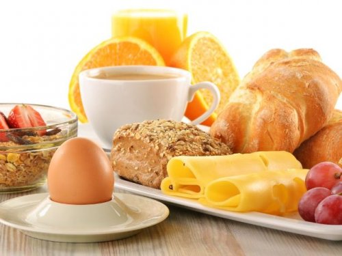 Что должен включать здоровый завтрак