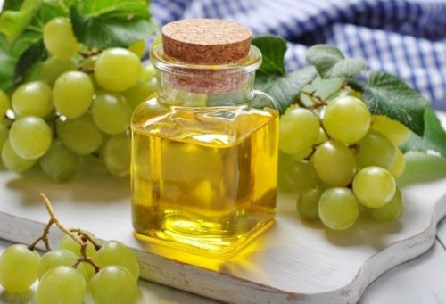 Масло виноградной косточки для лица – ароматный уход