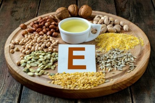 Сколько нужно человеку витамина Е в сутки и чем он полезен?