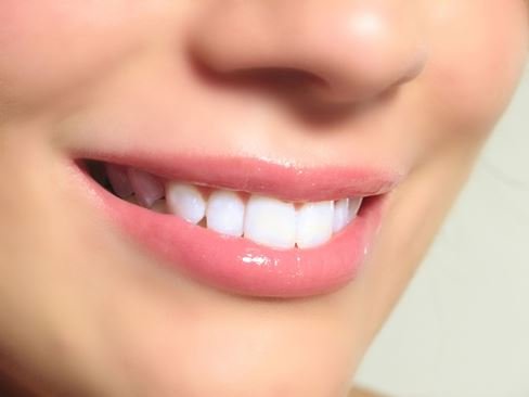 Секреты ослепительной улыбки - не забудьте посетить стоматолога