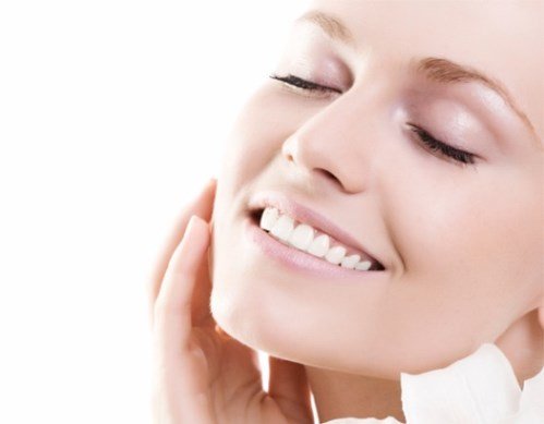 Витамин Е для кожи лица, рук и губ (5 масок применяемых в косметологии)