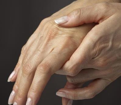 Боли в суставах пальцев - что делать?
