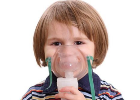 Лечение кашля и насморка у детей ингалятором