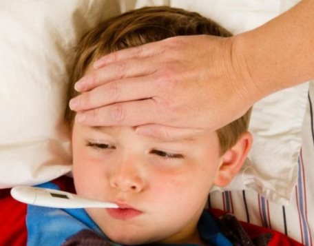 Как протекает острый тонзиллит у детей и как его вылечить