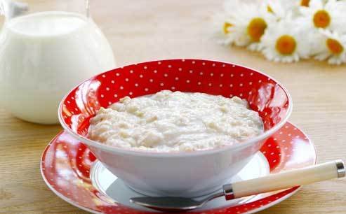 Овсянка на молоке: калорийность и полезные свойства