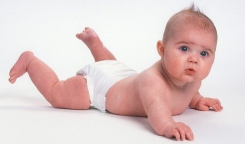 Пупочная грыжа у новорожденных: лечение в домашних условиях