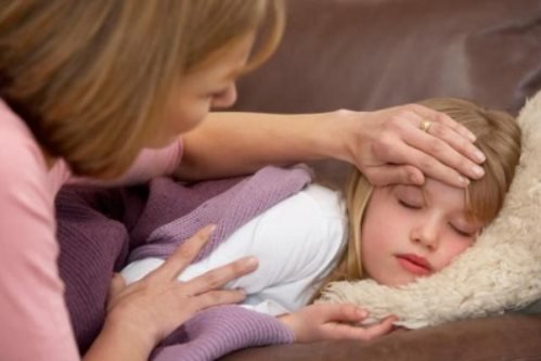 Как вылечить ангину без антибиотиков у ребенка﻿