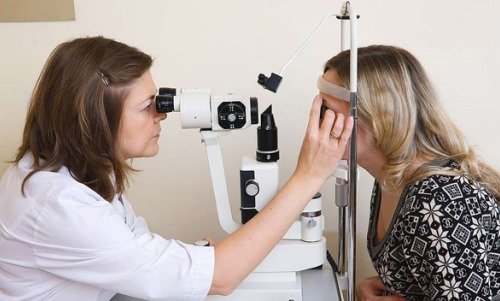 Диагностика и лечение кисты на глазу