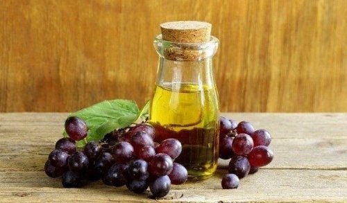 Виноградное масло: польза и применение в кулинарии, медицине, косметологии