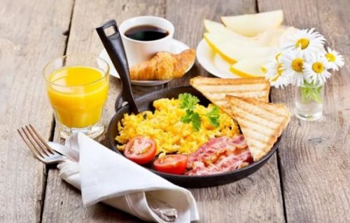 Правильное питание: завтрак для стройной красотки