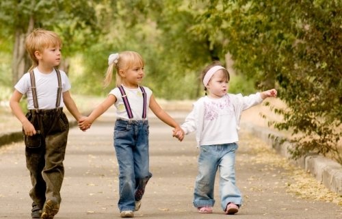 Третий ребенок в семье: тройное счастье или безумие?