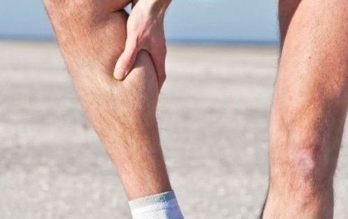 Ноющая боль в ноге ниже колена. Причины